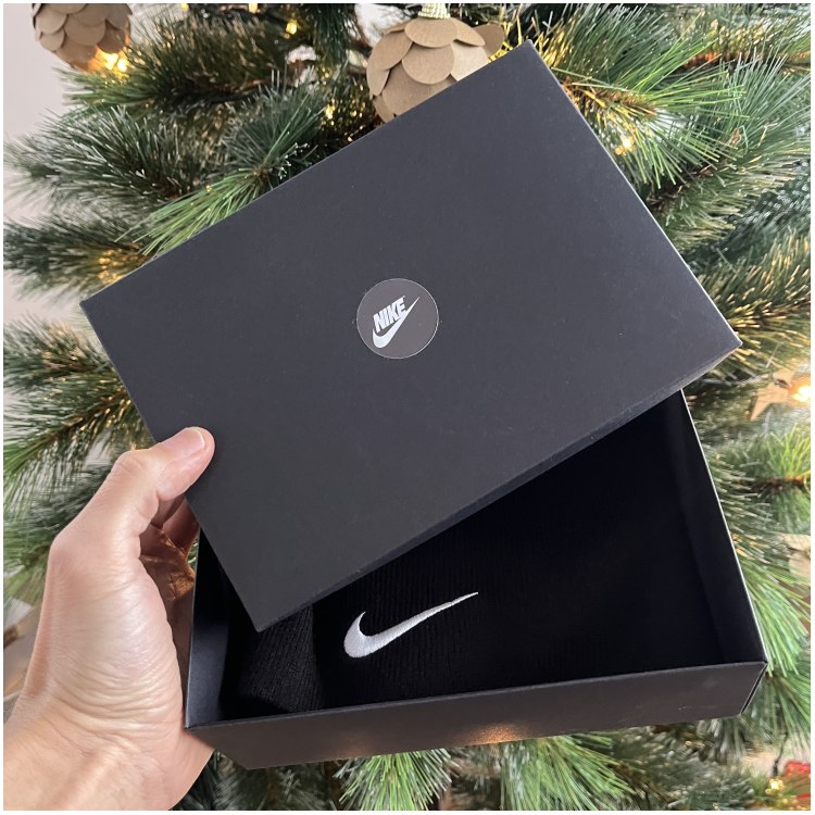 Nike komplektas su dėžute